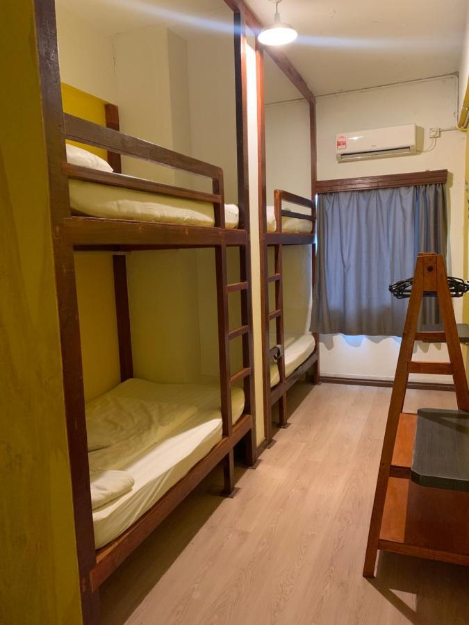 Moonlight Inn Semporna Bagian luar foto